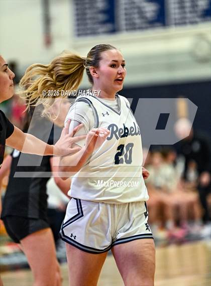 Thumbnail 2 in Chatfield @ Columbine photogallery.