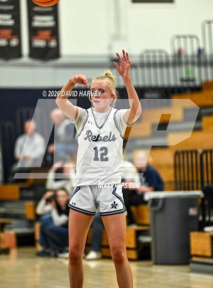 Thumbnail 1 in Chatfield @ Columbine photogallery.