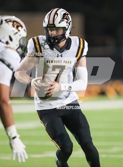 Thumbnail 1 in Newbury Park vs Calabasas photogallery.