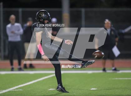 Thumbnail 1 in Newbury Park vs Calabasas photogallery.