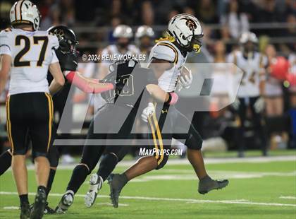 Thumbnail 3 in Newbury Park vs Calabasas photogallery.