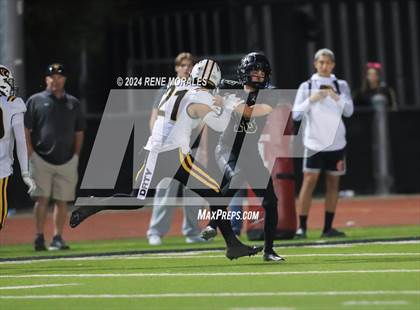 Thumbnail 2 in Newbury Park vs Calabasas photogallery.