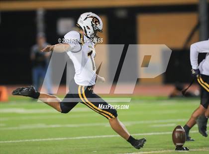 Thumbnail 1 in Newbury Park vs Calabasas photogallery.