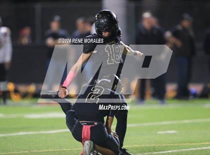 Thumbnail 1 in Newbury Park vs Calabasas photogallery.