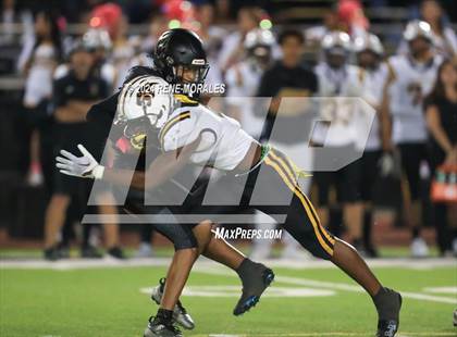 Thumbnail 3 in Newbury Park vs Calabasas photogallery.