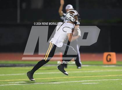 Thumbnail 2 in Newbury Park vs Calabasas photogallery.