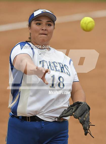 Thumbnail 3 in OCSC All-Star Classic (East vs. West) photogallery.