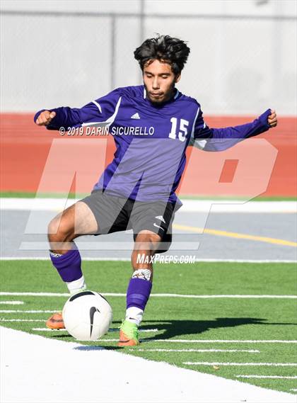 Thumbnail 3 in Cesar Chavez vs. Tempe (Coyote Classic Tournament) photogallery.