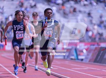 Thumbnail 2 in Penn Relays (4 X 400 Meter) photogallery.