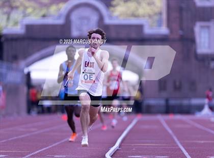 Thumbnail 3 in Penn Relays (4 X 400 Meter) photogallery.