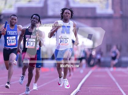 Thumbnail 1 in Penn Relays (4 X 400 Meter) photogallery.