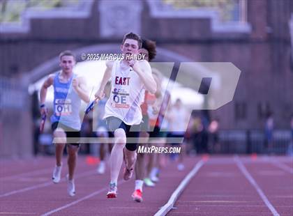 Thumbnail 3 in Penn Relays (4 X 400 Meter) photogallery.