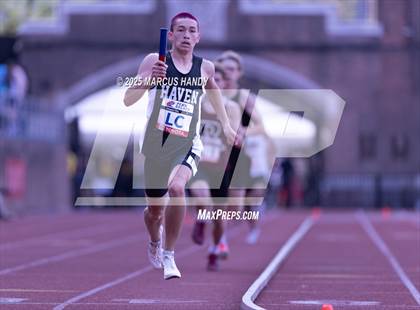 Thumbnail 2 in Penn Relays (4 X 400 Meter) photogallery.