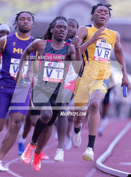 Thumbnail 1 in Penn Relays (4 X 400 Meter) photogallery.