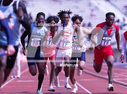 Thumbnail 1 in Penn Relays (4 X 400 Meter) photogallery.