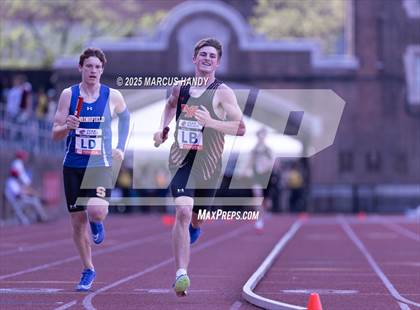 Thumbnail 2 in Penn Relays (4 X 400 Meter) photogallery.