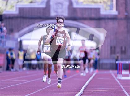 Thumbnail 3 in Penn Relays (4 X 400 Meter) photogallery.