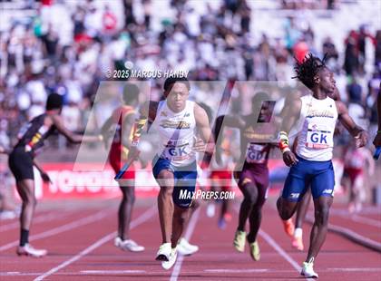 Thumbnail 1 in Penn Relays (4 X 400 Meter) photogallery.