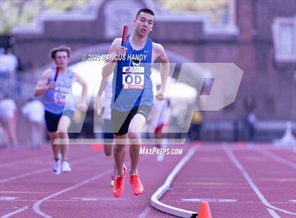 Thumbnail 1 in Penn Relays (4 X 400 Meter) photogallery.