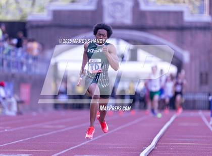 Thumbnail 1 in Penn Relays (4 X 400 Meter) photogallery.