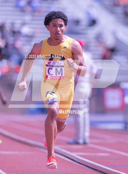 Thumbnail 2 in Penn Relays (4 X 400 Meter) photogallery.