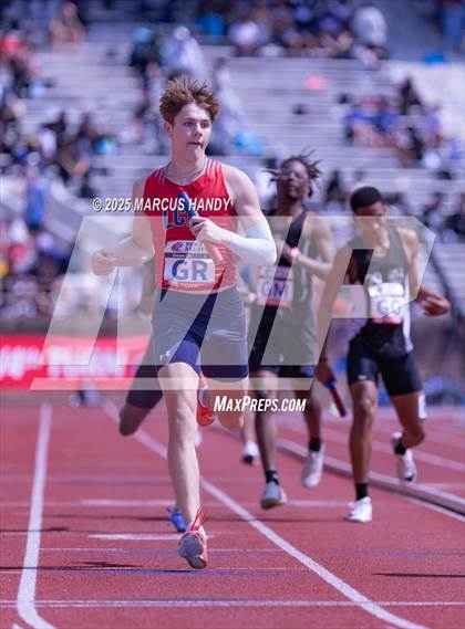 Thumbnail 3 in Penn Relays (4 X 400 Meter) photogallery.
