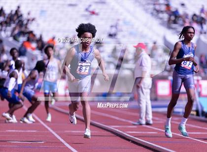 Thumbnail 1 in Penn Relays (4 X 400 Meter) photogallery.