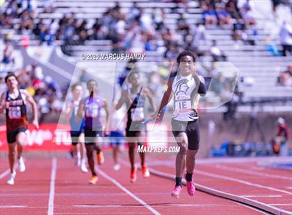 Thumbnail 1 in Penn Relays (4 X 400 Meter) photogallery.