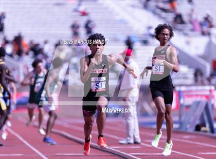 Thumbnail 1 in Penn Relays (4 X 400 Meter) photogallery.