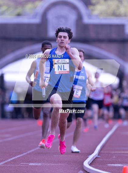 Thumbnail 1 in Penn Relays (4 X 400 Meter) photogallery.