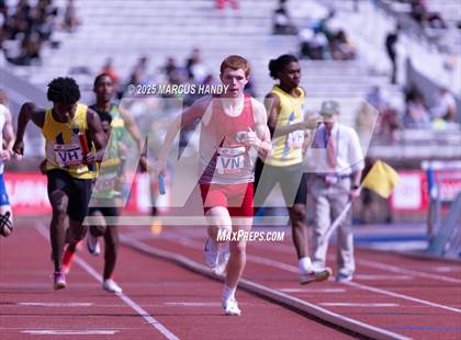 Thumbnail 3 in Penn Relays (4 X 400 Meter) photogallery.