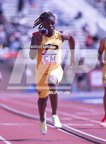 Thumbnail 2 in Penn Relays (4 X 400 Meter) photogallery.