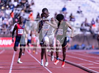Thumbnail 3 in Penn Relays (4 X 400 Meter) photogallery.