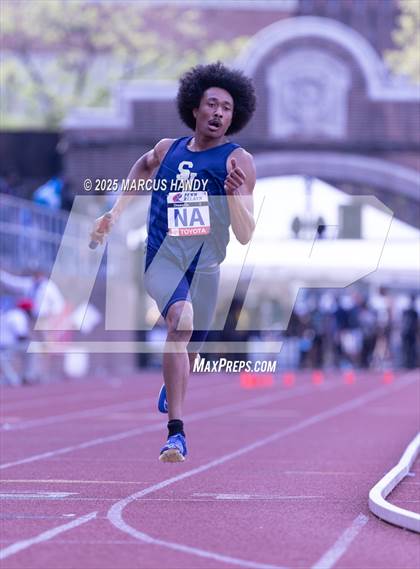 Thumbnail 3 in Penn Relays (4 X 400 Meter) photogallery.