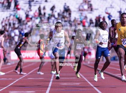 Thumbnail 1 in Penn Relays (4 X 400 Meter) photogallery.