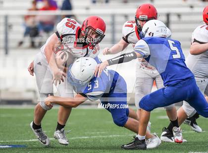 Thumbnail 2 in Robinson vs. Lorena photogallery.