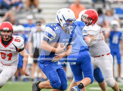 Thumbnail 2 in Robinson vs. Lorena photogallery.