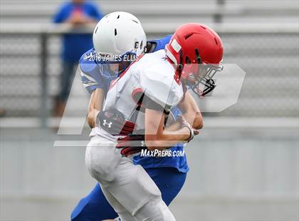 Thumbnail 3 in Robinson vs. Lorena photogallery.