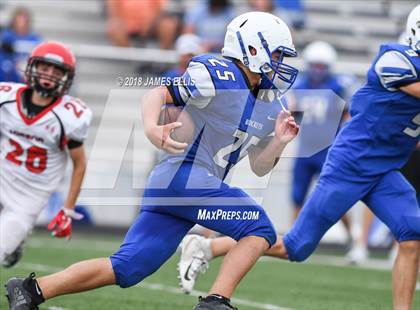 Thumbnail 3 in Robinson vs. Lorena photogallery.