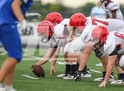 Thumbnail 3 in Robinson vs. Lorena photogallery.