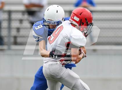 Thumbnail 1 in Robinson vs. Lorena photogallery.