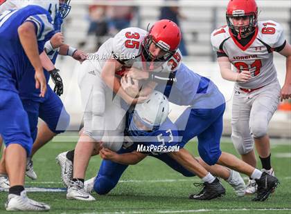 Thumbnail 2 in Robinson vs. Lorena photogallery.