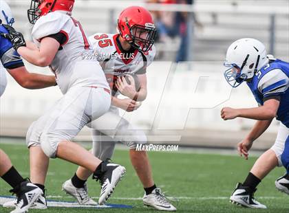 Thumbnail 2 in Robinson vs. Lorena photogallery.
