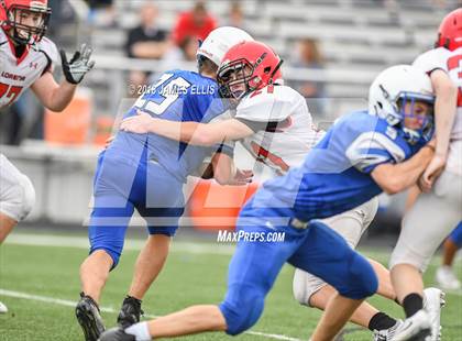 Thumbnail 2 in Robinson vs. Lorena photogallery.