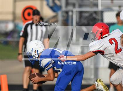Thumbnail 2 in Robinson vs. Lorena photogallery.