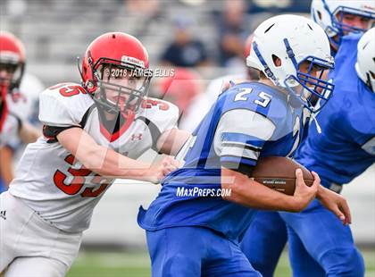 Thumbnail 3 in Robinson vs. Lorena photogallery.