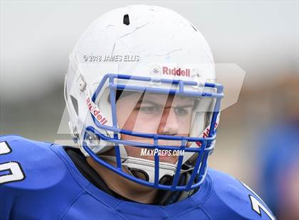 Thumbnail 3 in Robinson vs. Lorena photogallery.