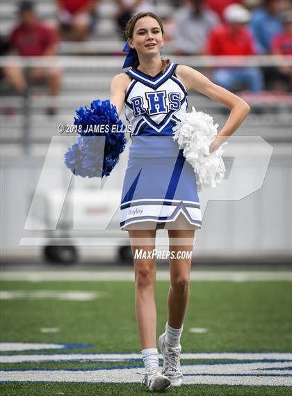 Thumbnail 1 in Robinson vs. Lorena photogallery.