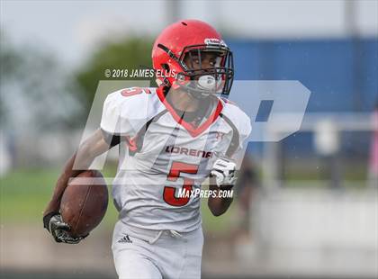 Thumbnail 2 in Robinson vs. Lorena photogallery.