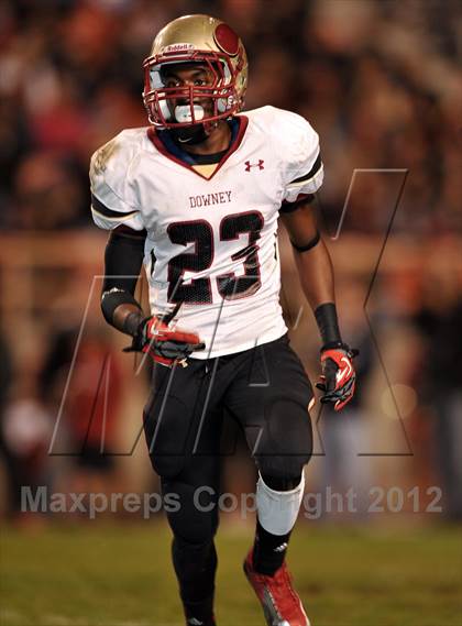 Thumbnail 1 in La Serna vs. Downey (CIF SS Southeast Division Final) photogallery.